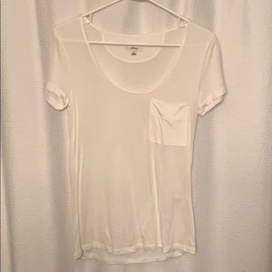 Wilfred scoop neck white T-shirt. Like new.